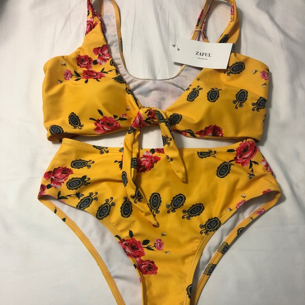 ZAFUL swimsuit